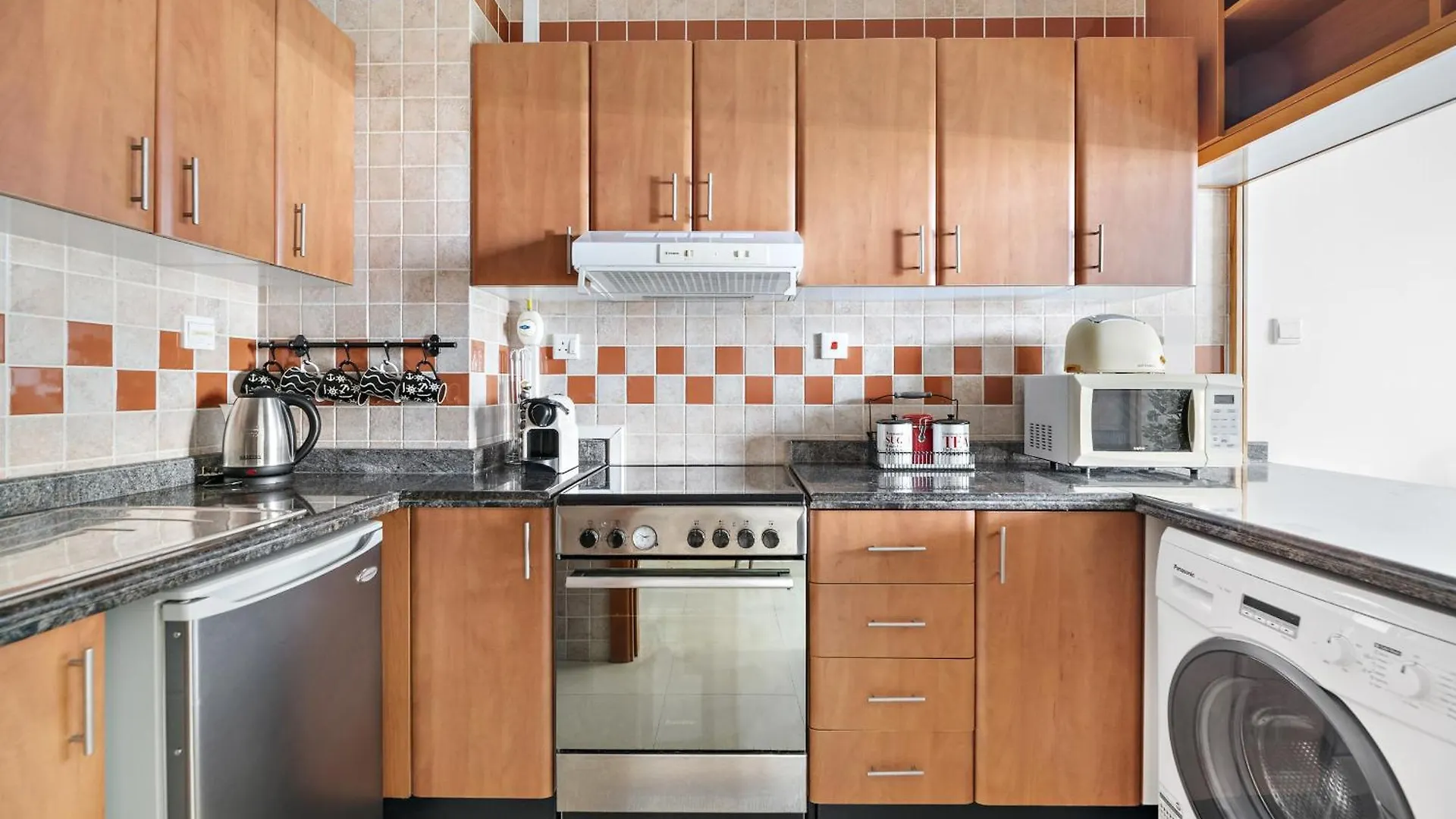 Vayk - Vibrant 1Br In The Marina Apartment Dubai